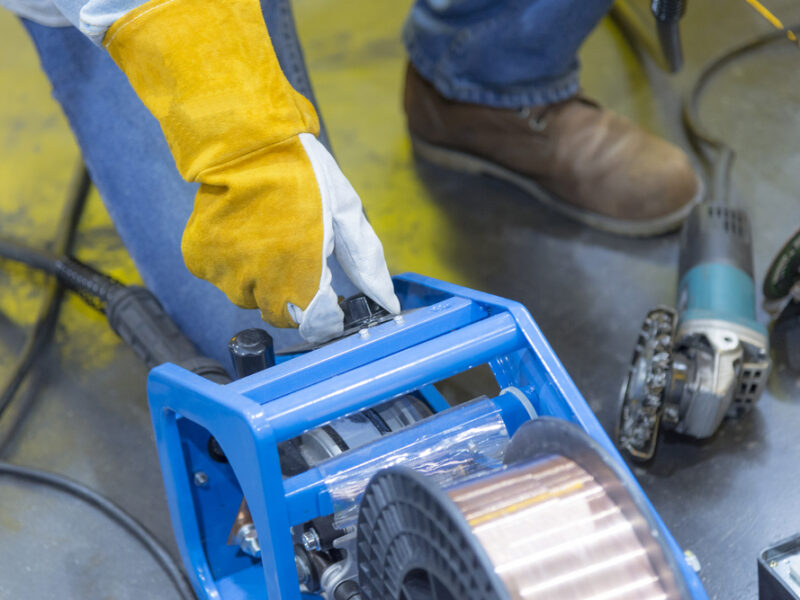 welder using mobile welding kit